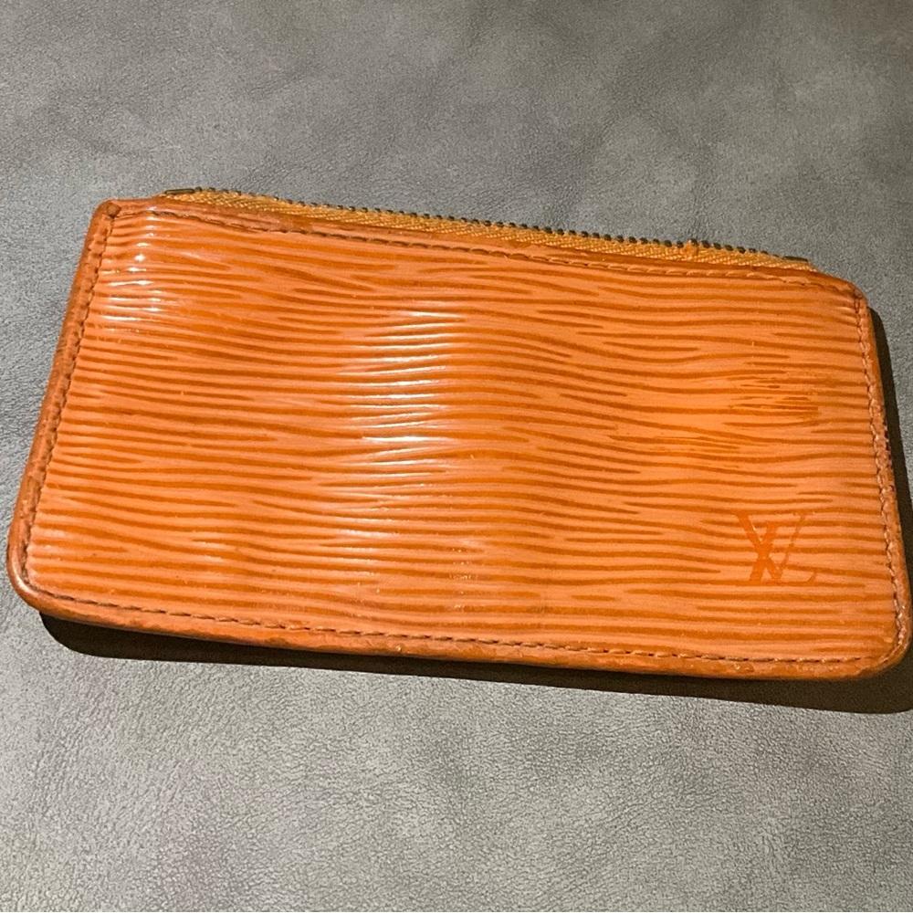 LV ORANGE EPI KEY CLES (CUT, NO ZIP/HARDWARE)